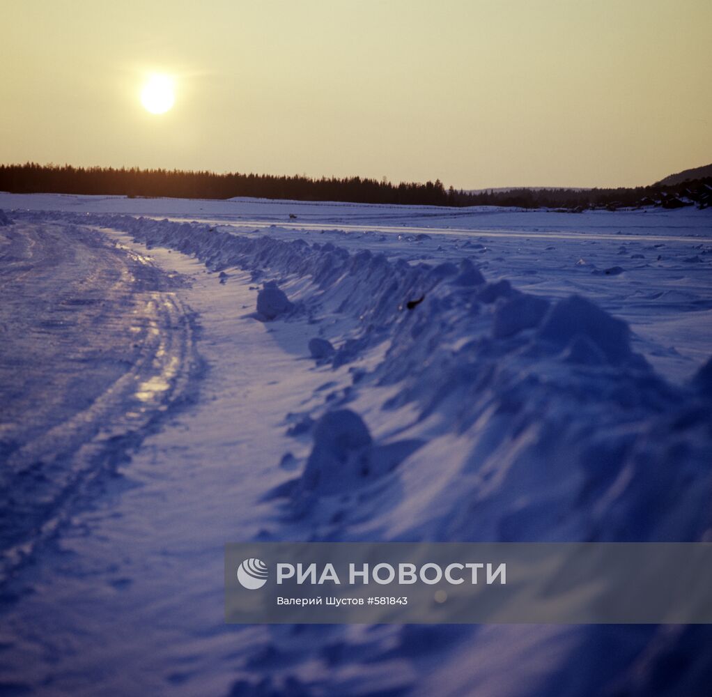 Зимняя дорога в Якутии