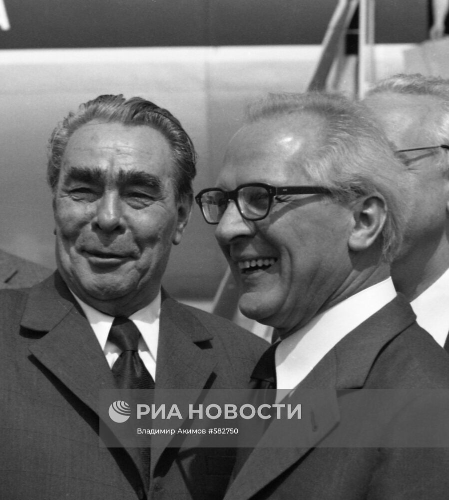 Леонид Брежнев и Эрих Хонеккер