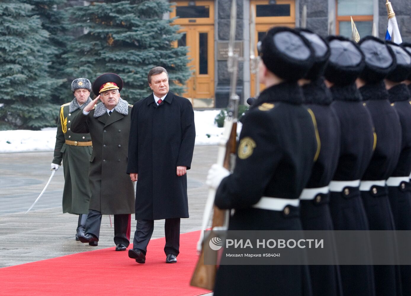 Церемония оказания воинских почестей президенту Украины