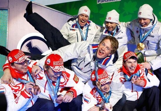 Олимпиада - 2010. Церемония награждения по итогам 14-го дня