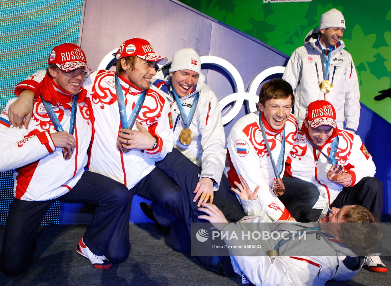 Олимпиада - 2010. Церемония награждения по итогам 14-го дня