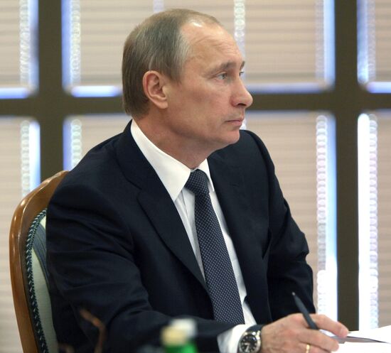 В.Путин провел совещание по инвестдеятельности РЖД