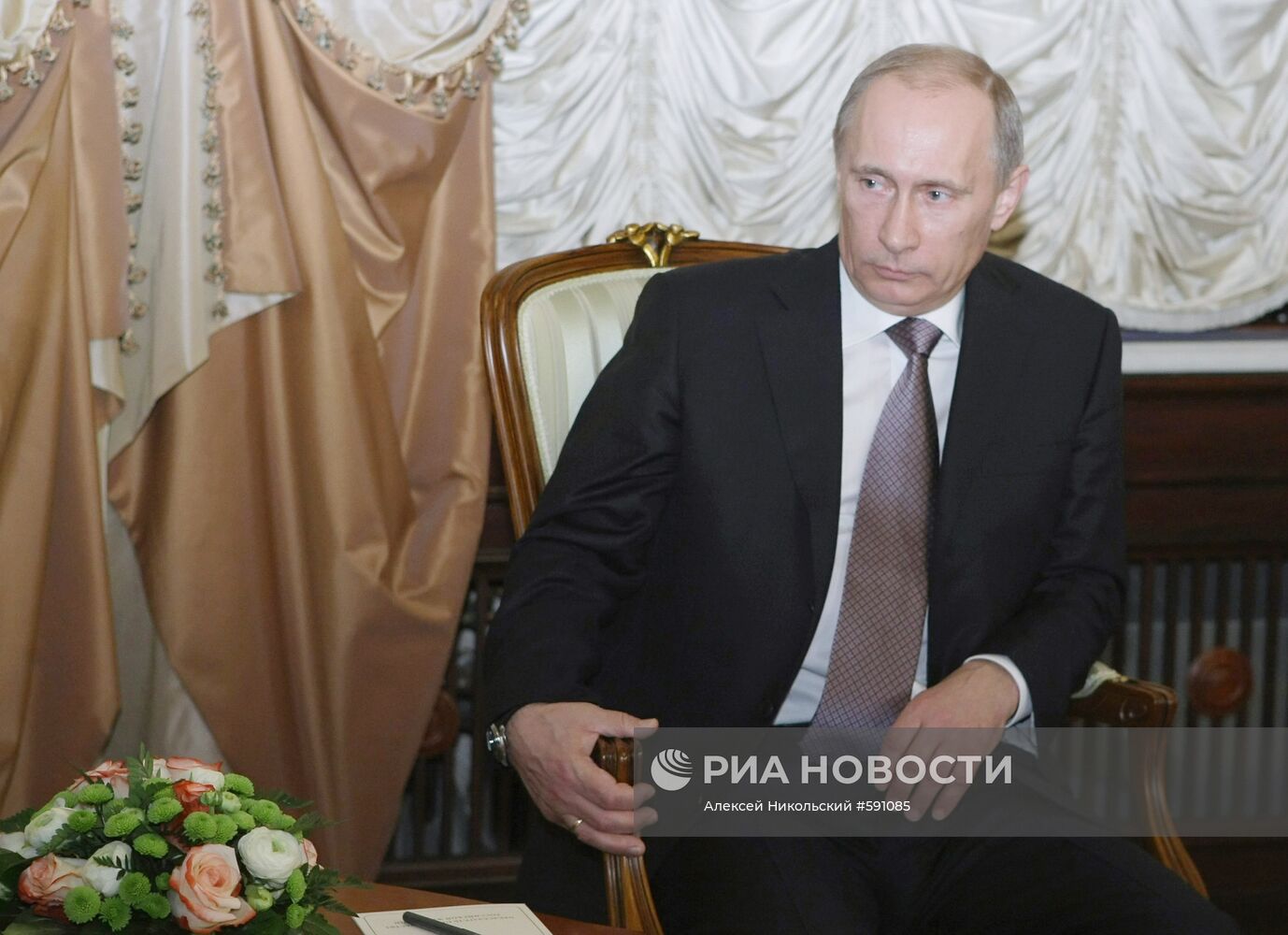 Владимир Путин встретился с Нино Бурджанадзе в Москве
