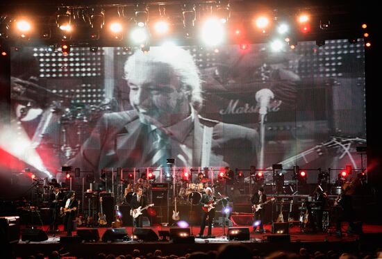 Юбилейный концерт, посвященный 40-летию группы "Цветы" в Москве
