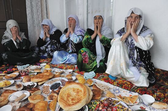 Жительницы Гиссарского района Таджикистана