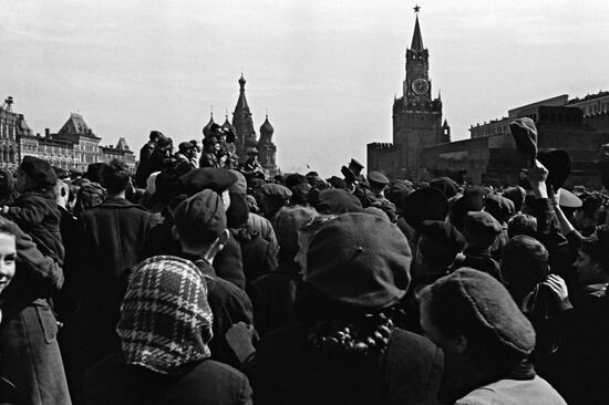 9 мая 1945 года на Красной площади в Москве
