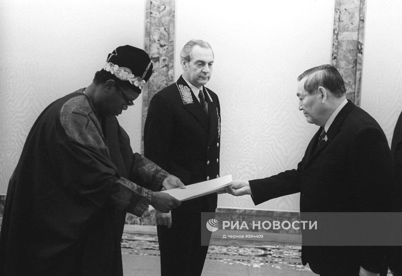 Д.Н.Укегбу на церемонии вручения верительной грамоты в Кремле