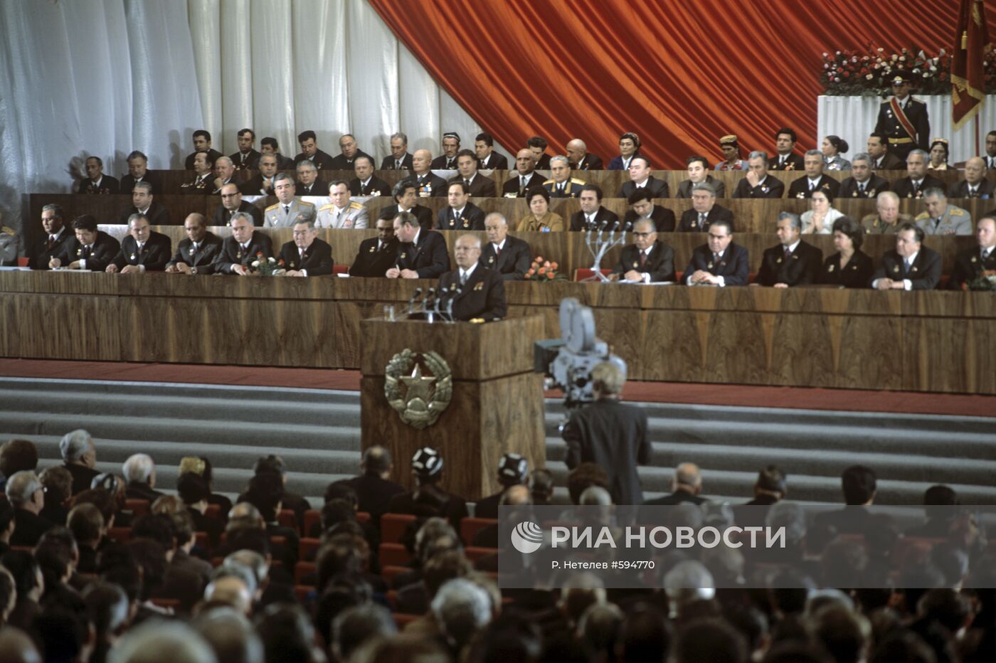 Празднование 50-летия образования Таджикской ССР