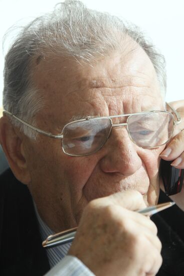 Жорес Алферов