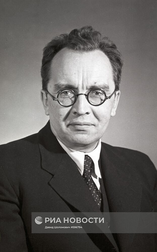 Академик И.И.Черняев