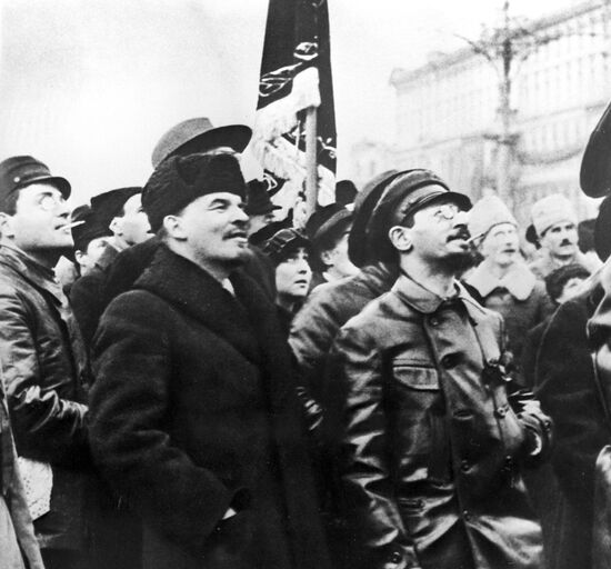 В.И. Ленин и Я.М. Свердлов
