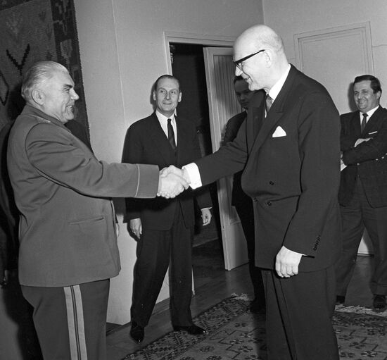 Урхо Калева Кекконен и Родион Малиновский