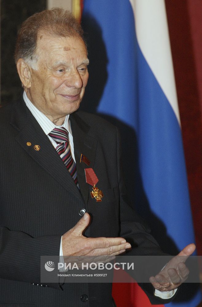 Жорес Алферов