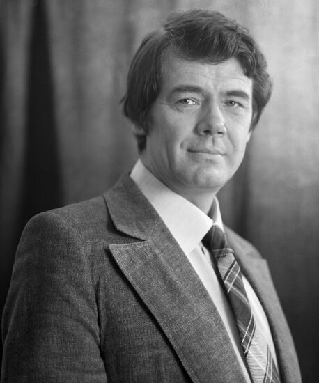 ГУЛЯЕВ ЮРИЙ