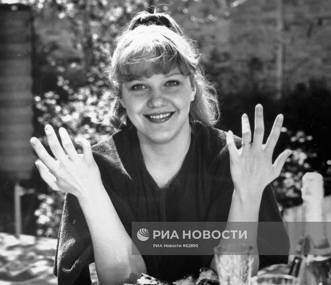 ПРОКЛОВА "КАКИЕ НАШИ ГОДЫ"