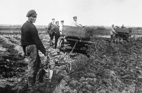 ПАХОТА АВТОМОБИЛЬ