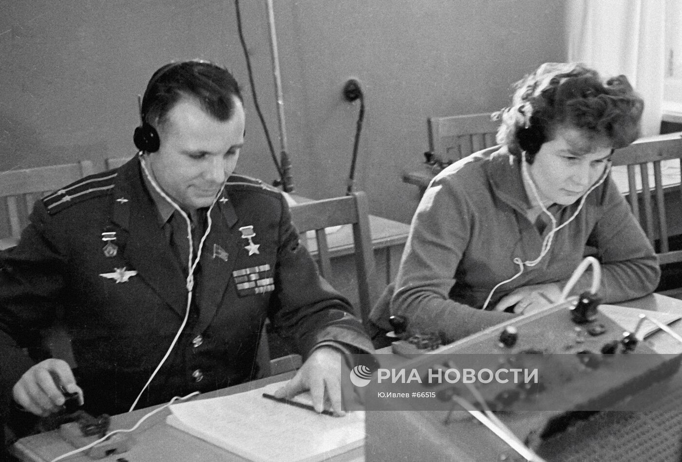 Юрий Гагарин и Валентина Терешкова