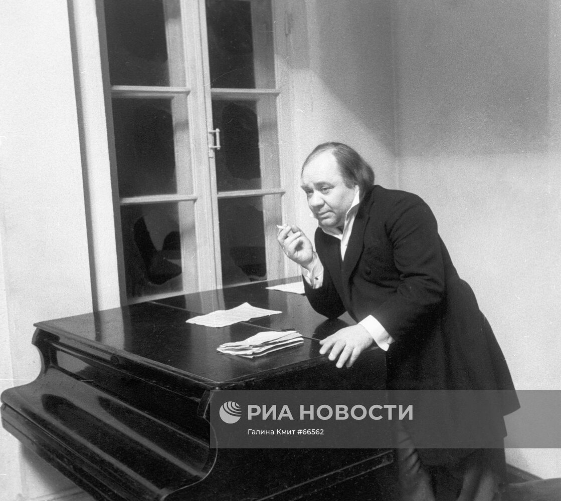 ЛЕОНОВ ФИЛЬМ "СМЕШНЫЕ ЛЮДИ"