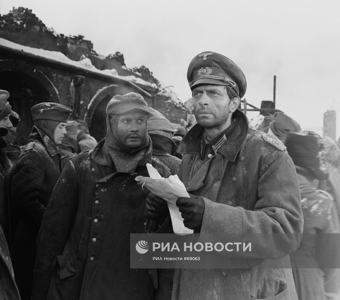 ЛАЗАРЕВ "СОЛДАТАМИ НЕ РОЖДАЮТСЯ"