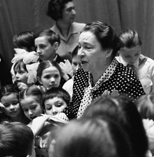 БАРТО ПОЭТЕССА ДОМ ПИОНЕРОВ