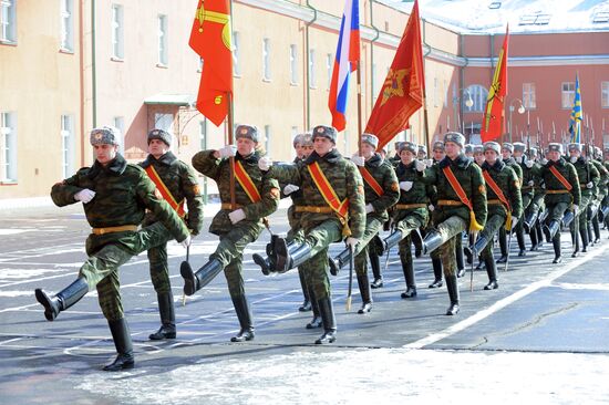 Тренировка 154 комендантского полка МВО перед Парадом Победы