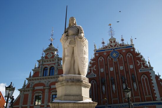 Памятник епископу Альберту