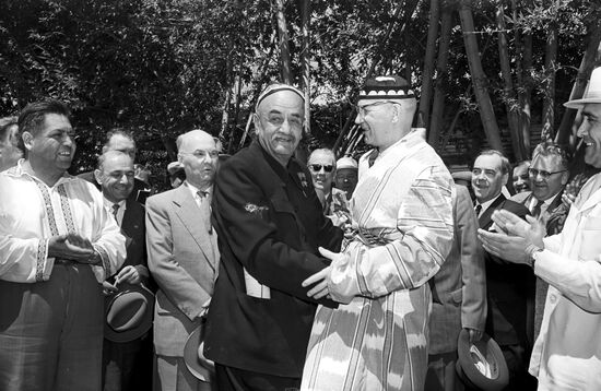 Урхо Калева Кекконен и Хамракул Турсункулов