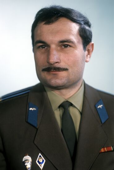 Виталий Жолобов