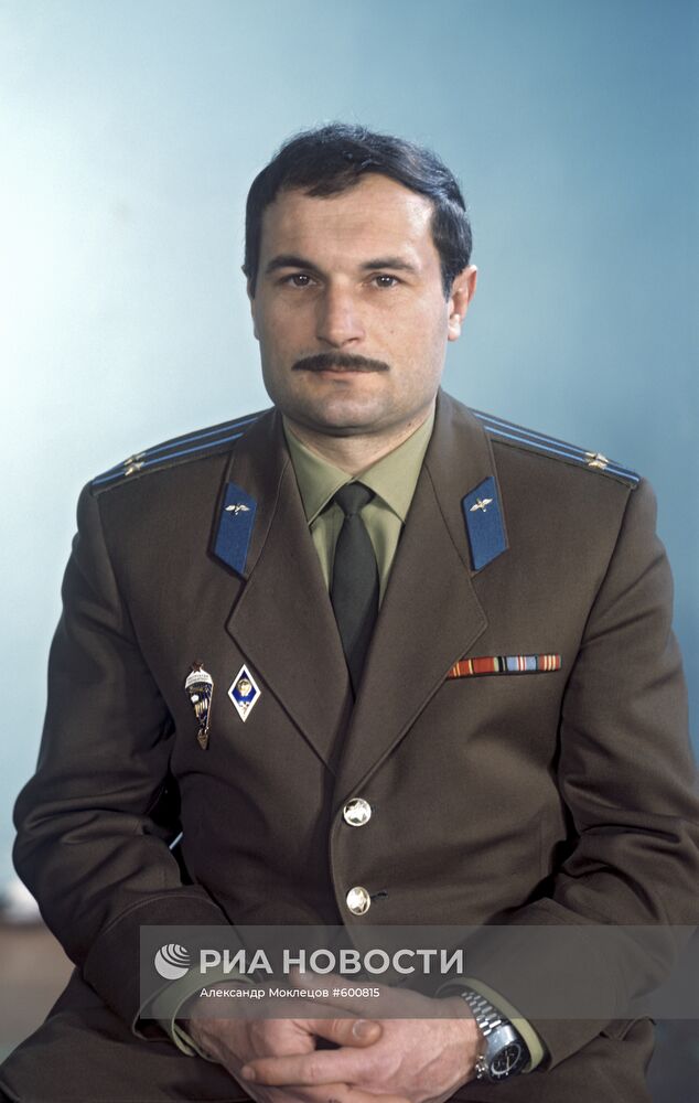Виталий Жолобов