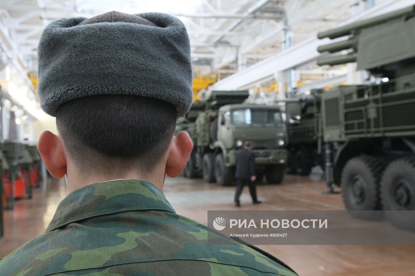 ВВС РФ приняли 10 новых зенитных ракетно-пушечных комплексов