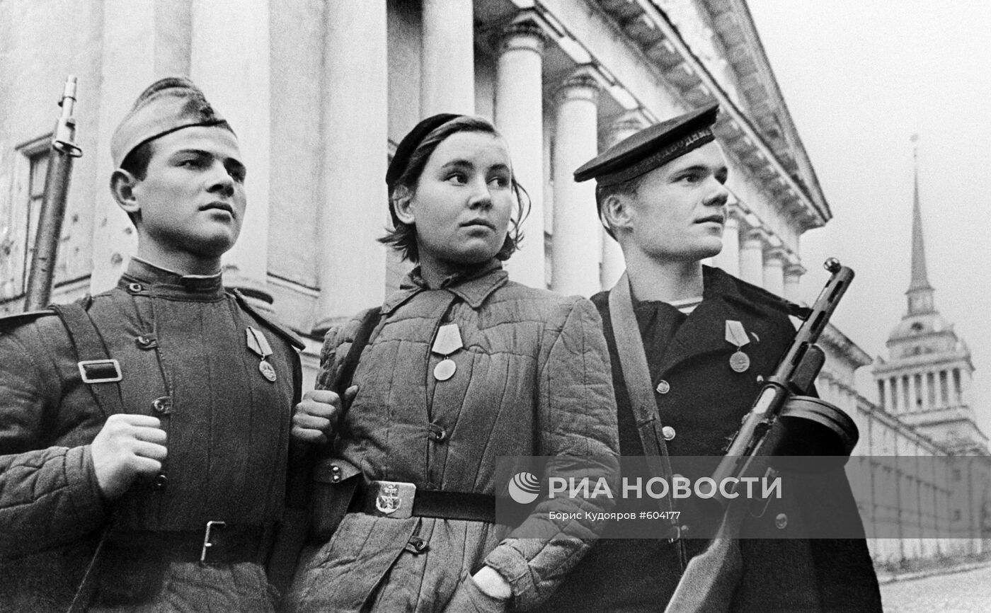 Защитники Ленинграда