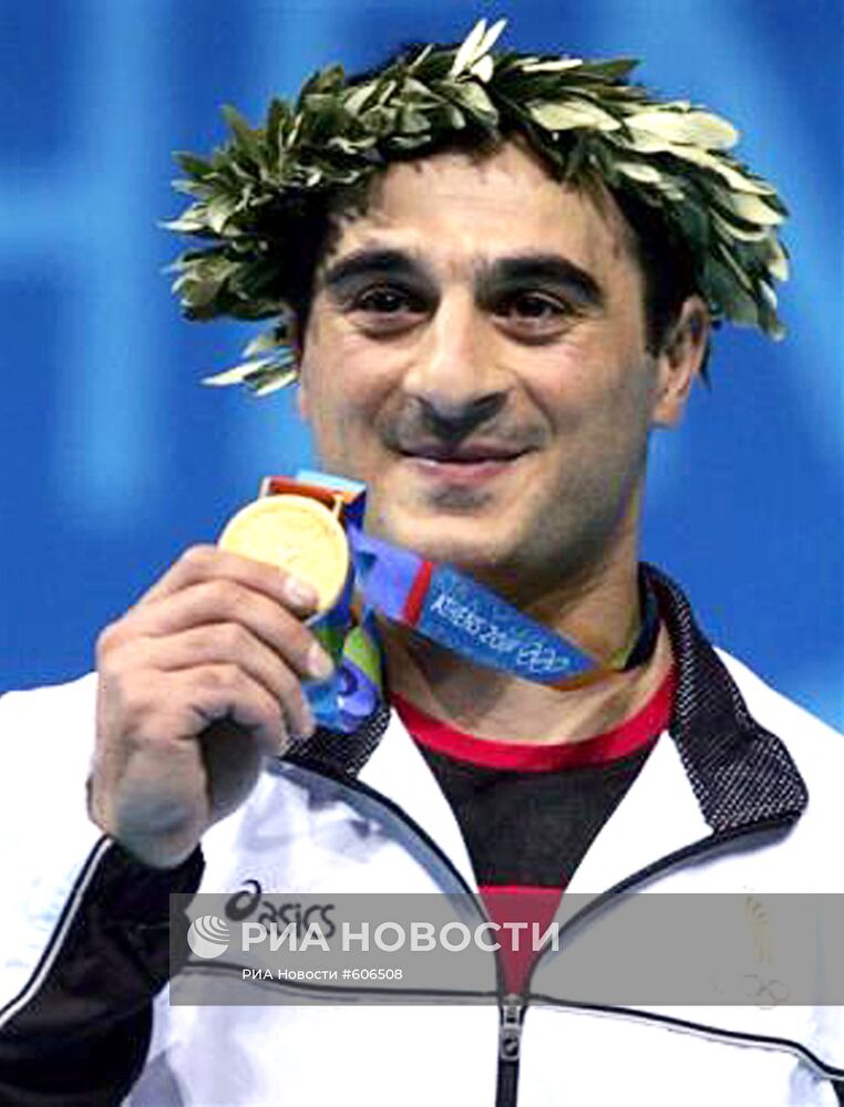 Олимпийский чемпион в Афинах - 2004, штангист Георгий Асанидзе