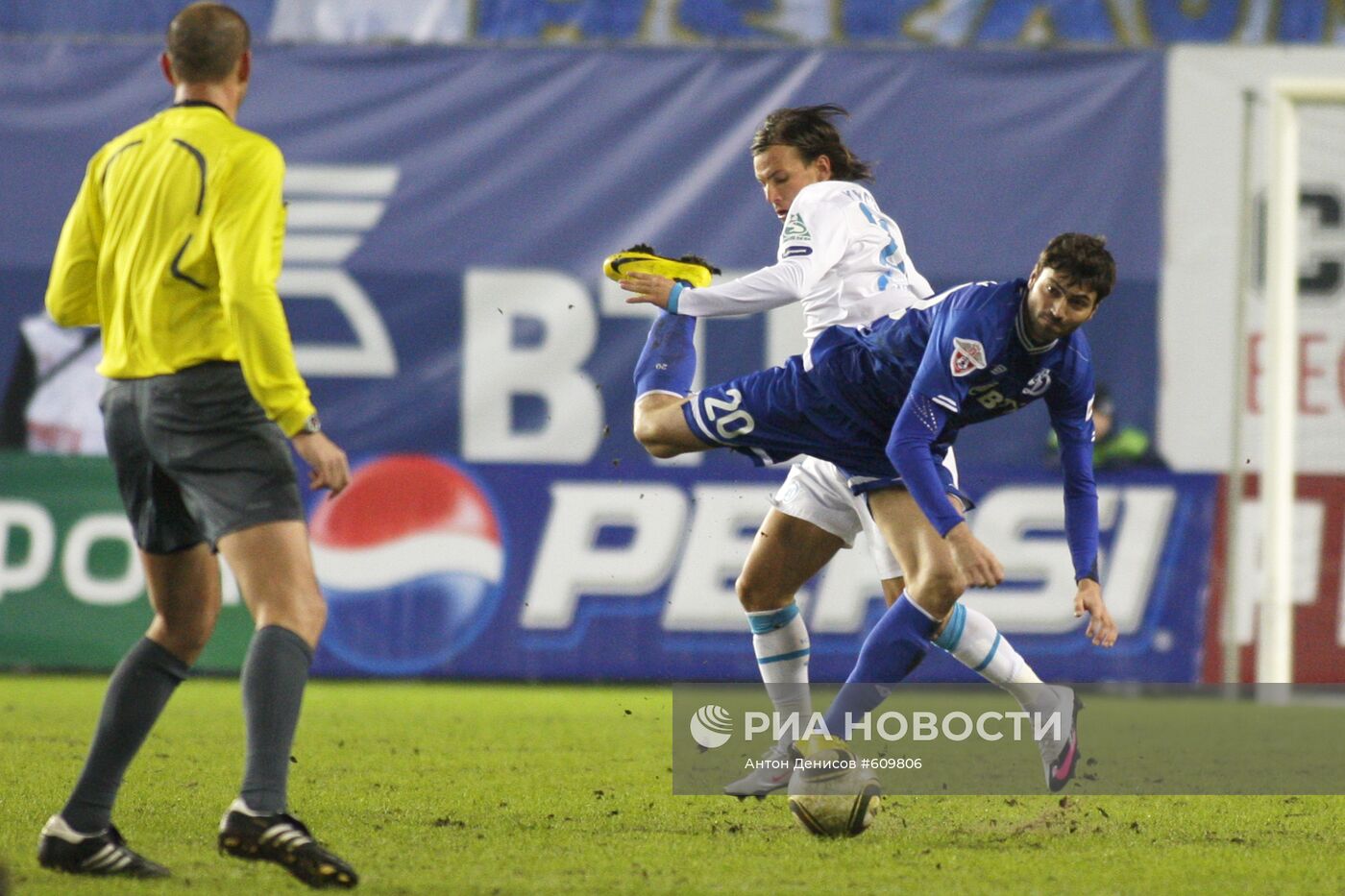 Футбол. РФПЛ. Матч "Динамо" - "Зенит"