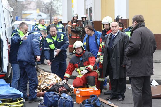 Взрыв на станции метро "Парк культуры"