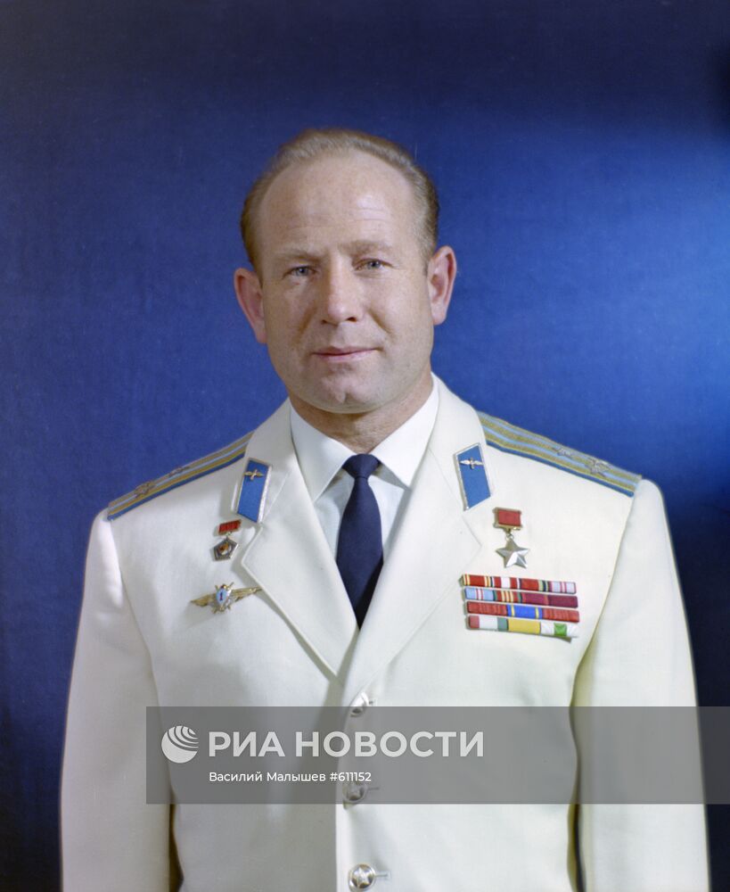 Космонавт А. А. Леонов