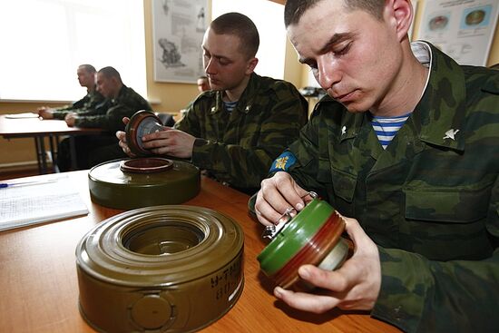 Прохождение службы солдатами в воинской части в Иваново