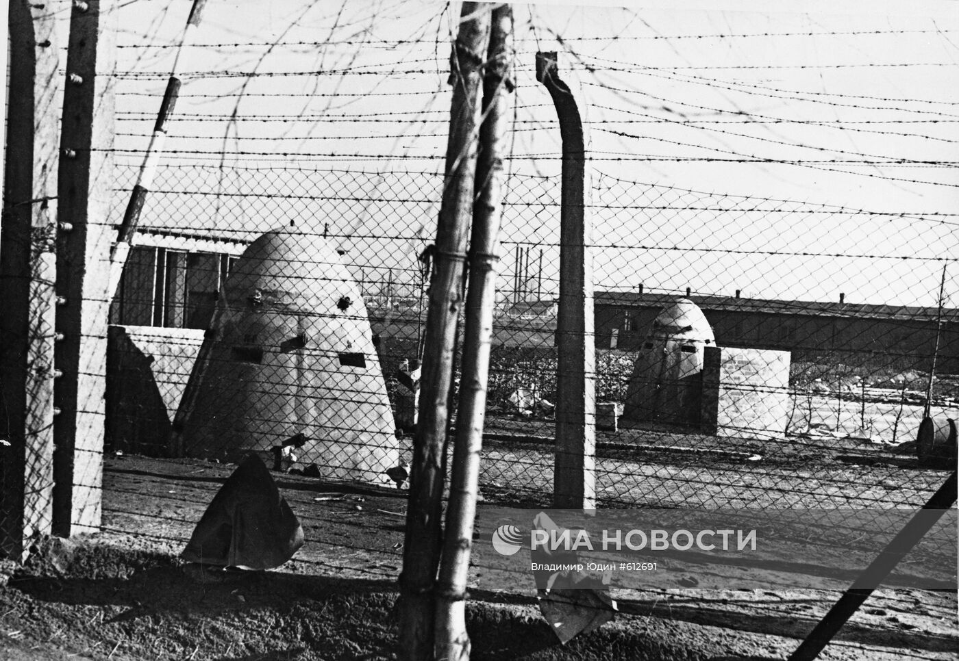 Бронеколпаки с пулеметными гнездами