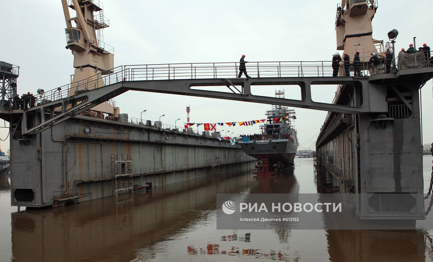Спуск на воду корвета "Сообразительный" в Санкт-Петербурге