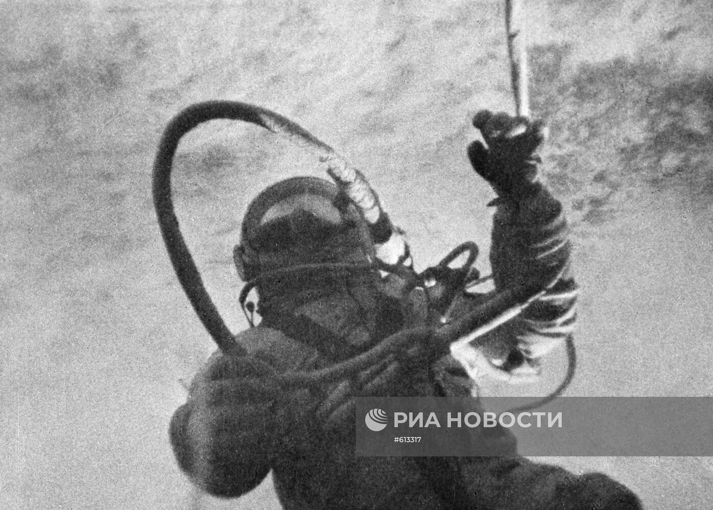 Летчик-космонавт СССР Алексей Леонов