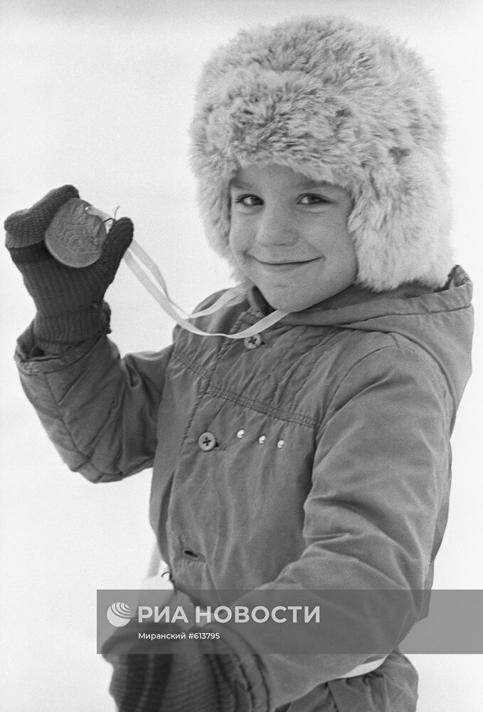 Юный лыжник Женя Аникин