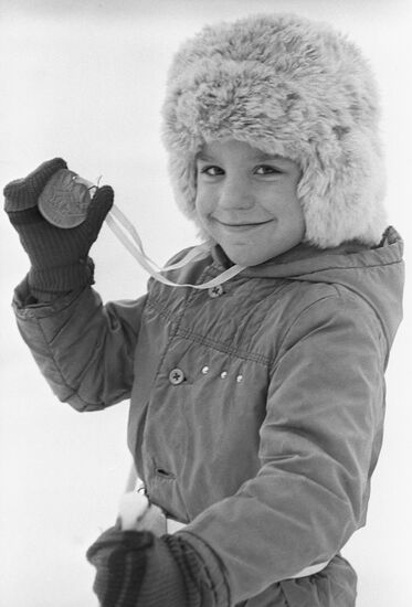 Юный лыжник Женя Аникин