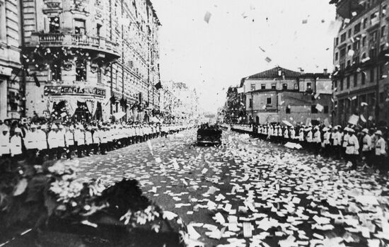 Встреча героев-летчиков и челюскинцев