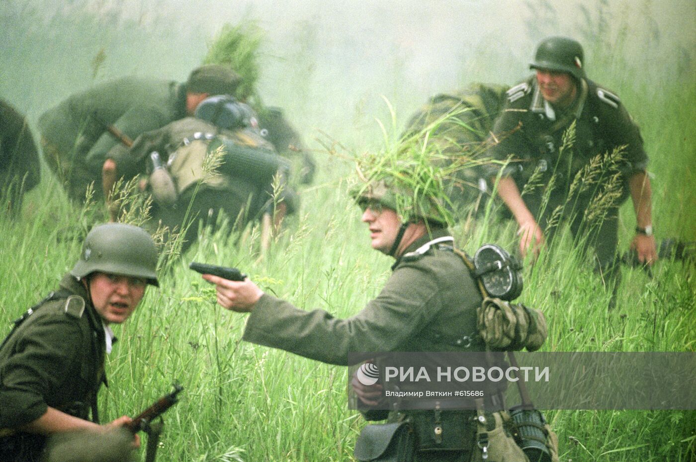 Сцена из исторической реконструкции Курской битвы