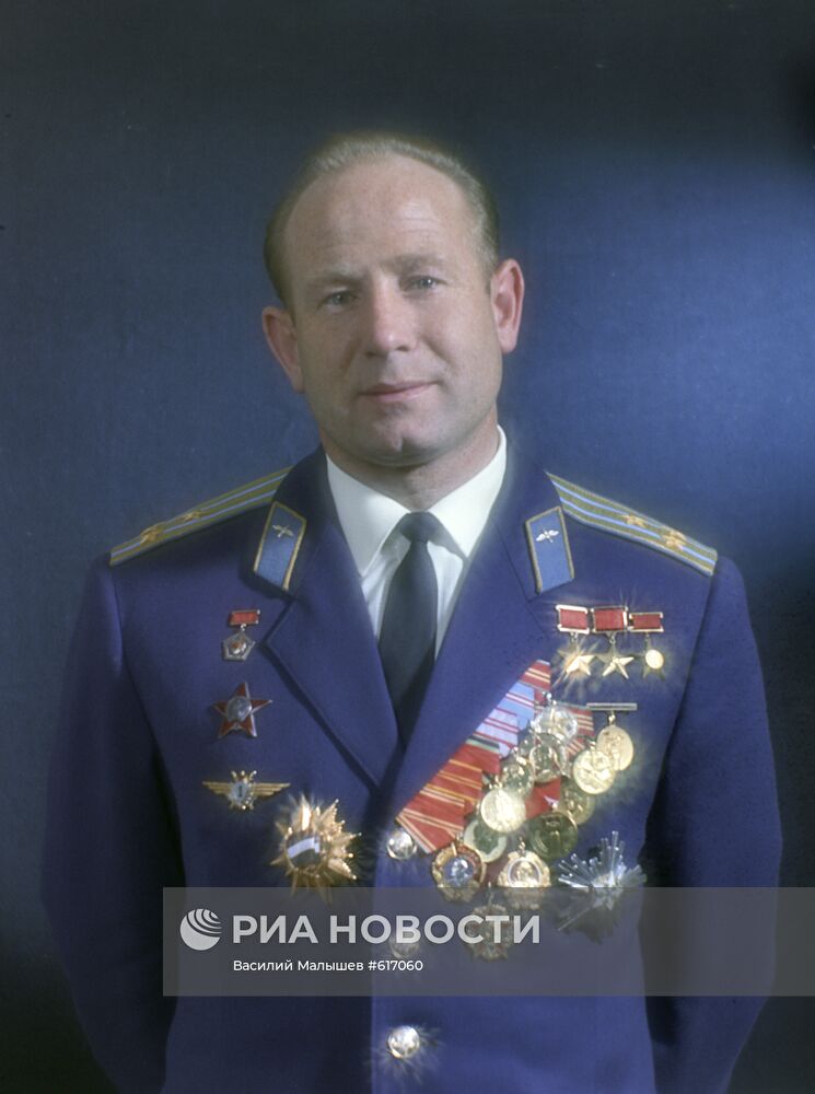 Космонавт А. А. Леонов