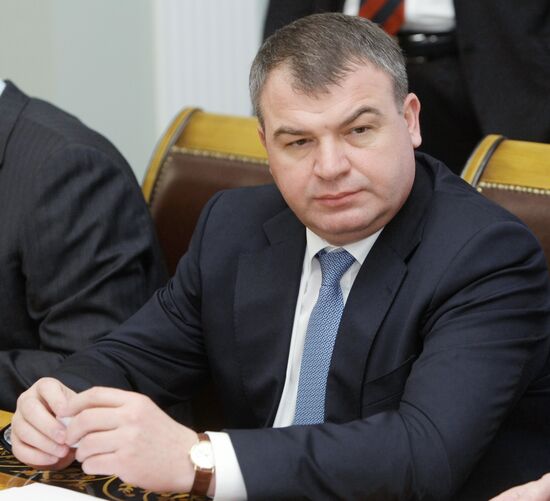 Анатолий Сердюков