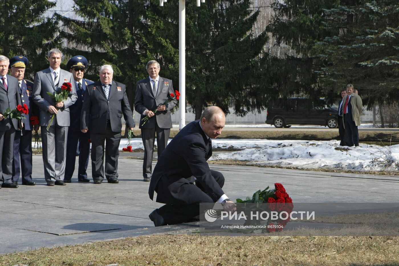 В.Путин посетил ФГБУ "НИИ ЦПК им. Ю. А. Гагарина"
