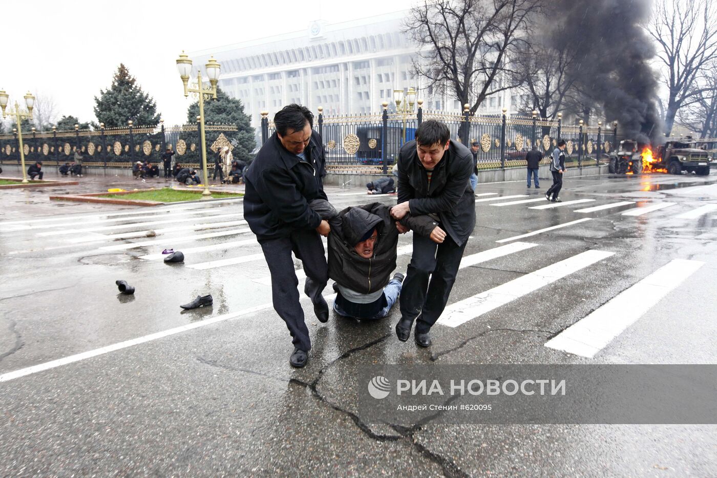 Беспорядки в Бишкеке