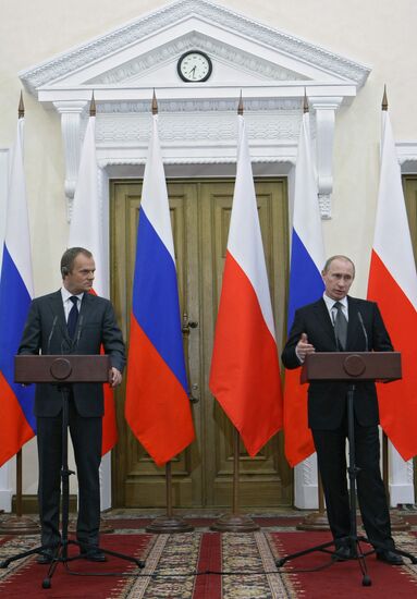 Пресс-конференция Владимира Путина и Дональда Туска