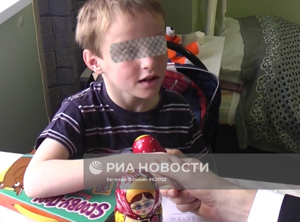 Семилетний мальчик Артем Савельев