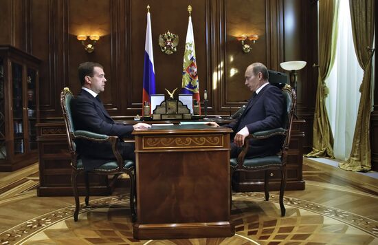 Д.Медведев с В.Путиным